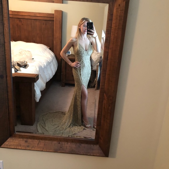 Sherri hill gown - Picture 2 of 2